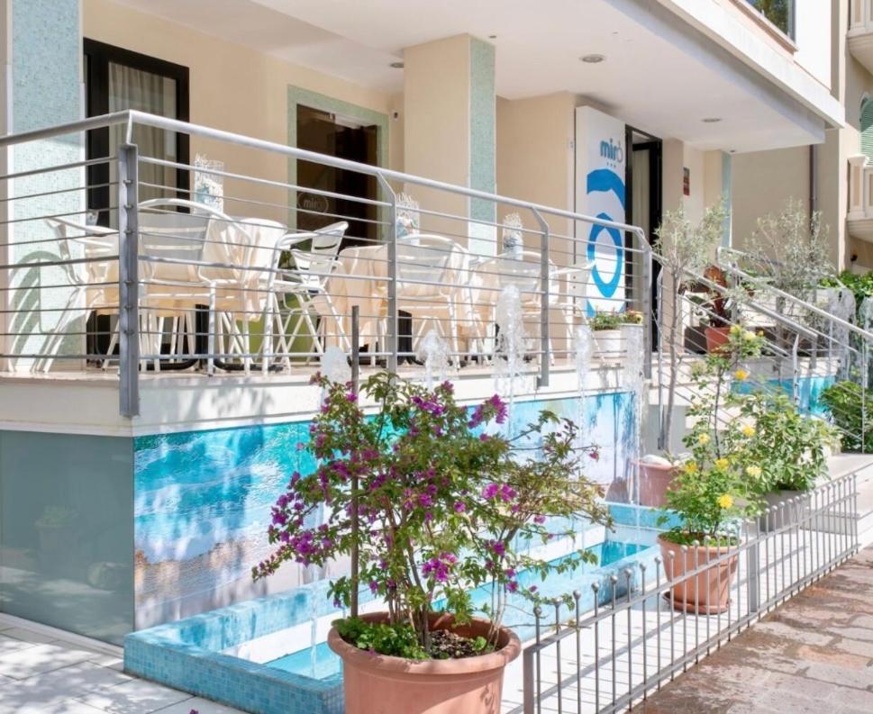 Hotel Miro 卡托利卡 外观 照片
