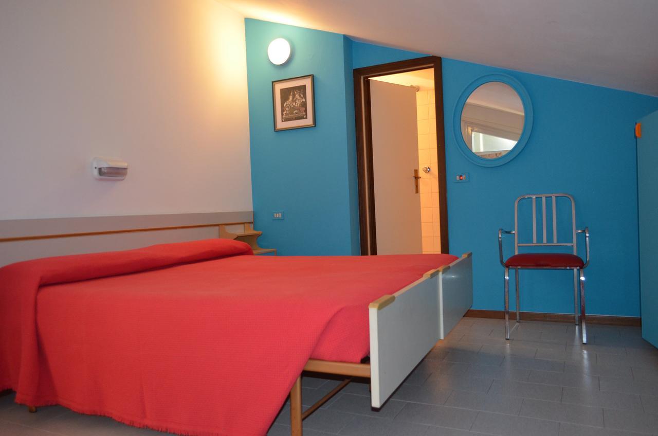 Hotel Miro 卡托利卡 外观 照片