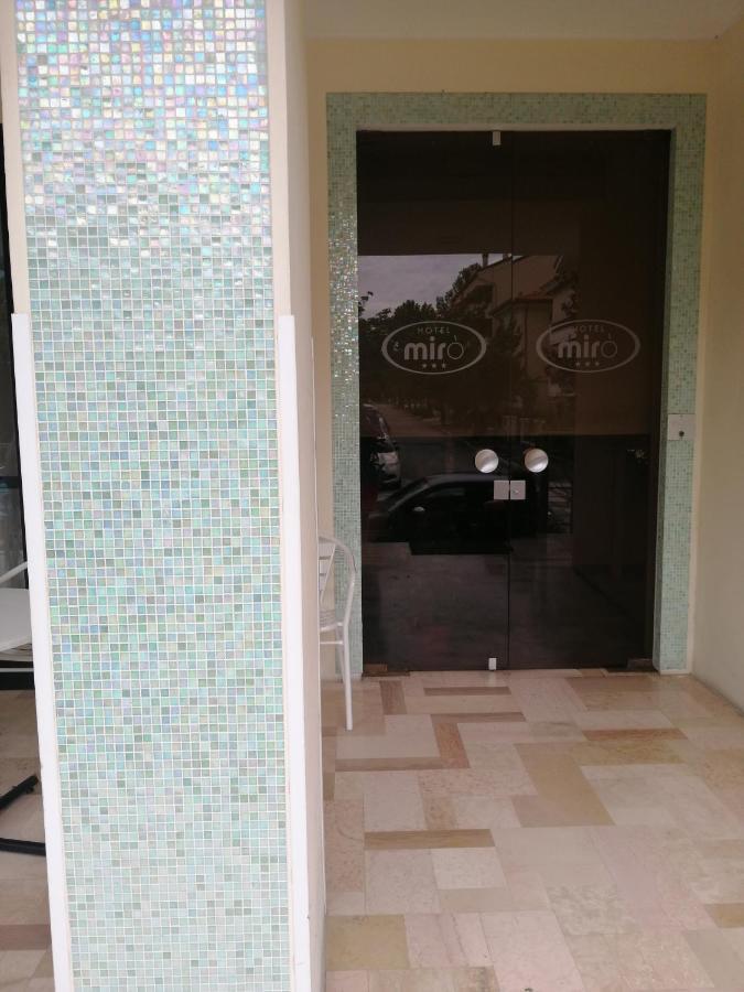 Hotel Miro 卡托利卡 外观 照片